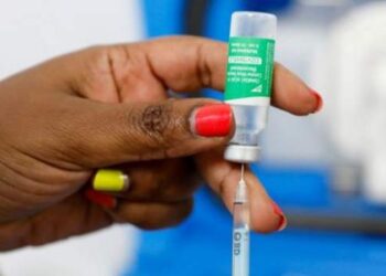 Africa urged not to destroy out-of-date Covid jabs