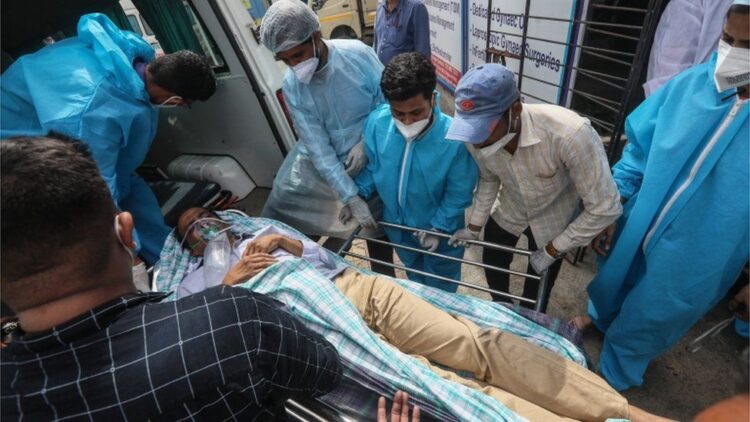 Covid-19: India hospital fire as virus cases hit record high