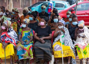 A/R: MP for Ejisu Constituency, Hon. John Kumah donates to 500 widows