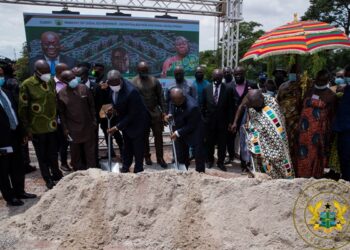 Akufo-Addo cuts sod for 20 residential facilities for Appeal Court Judges in Kumasi