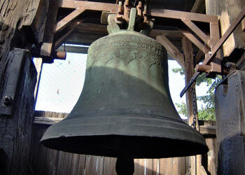 Church makes appeal over stolen 500kg bell