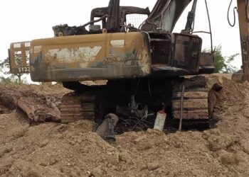 Amansie West Small Scale Miners Association angry with gov’t over burning of its members’ excavators