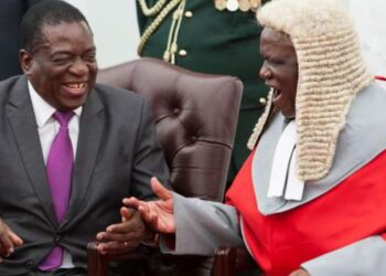 Zimbabwe high court forces out chief justice