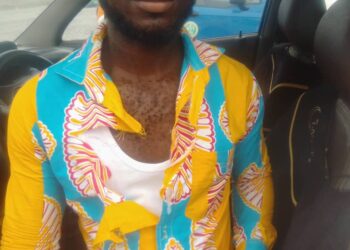Chorkor: Police Officer assaults car owner over expired roadworthy certificate