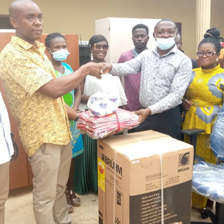 NPP chairman donates to Hwidiem M/A Primary School