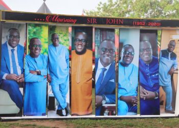 Hundreds troop to Sakora-Wonoo for Sir John’s burial
