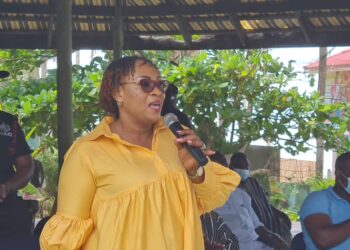 Hawa Koomson distributes food items, fishing nets to fishers