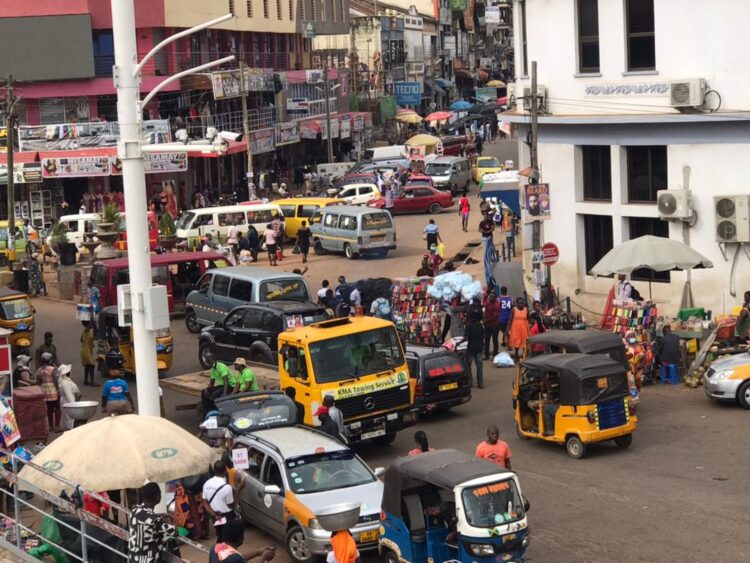 Residents of Kumasi blast gov’t over salaries for Presidential Spouses