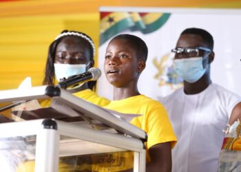 PHOTOS: 15-year-old girl who had never touched a computer wins Western North Girls-In-ICT