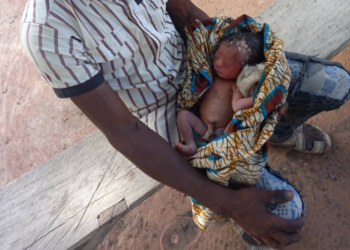 Aborted baby found alive at Cemetery