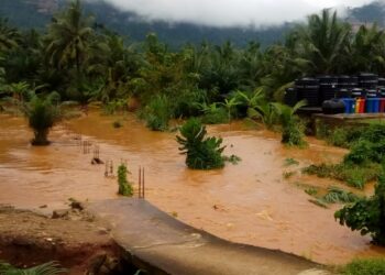 Floods submerge Nkawkaw in Wednesday morning downpour
