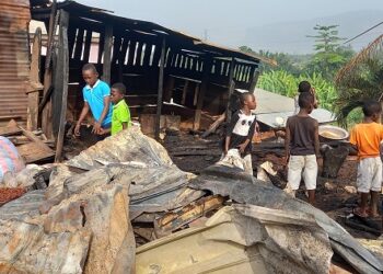 Fire razes down groundnut processing structure at Nkawkaw