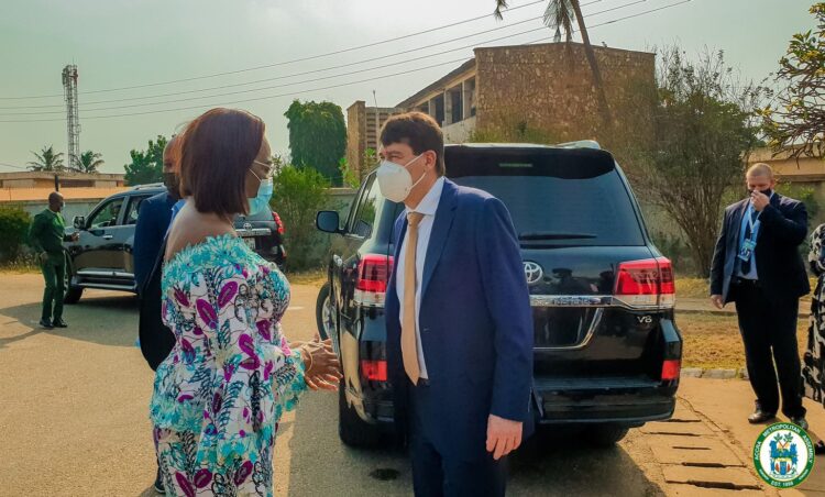Accra Mayor welcomes visiting Hungarian President to Kwame Nkrumah Mausoleum