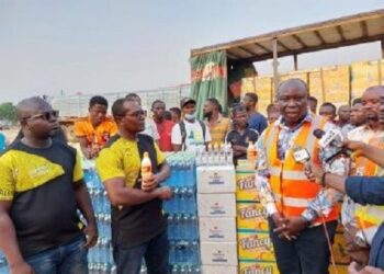 Kasapreko Company donates items to victims of Apiatse explosion