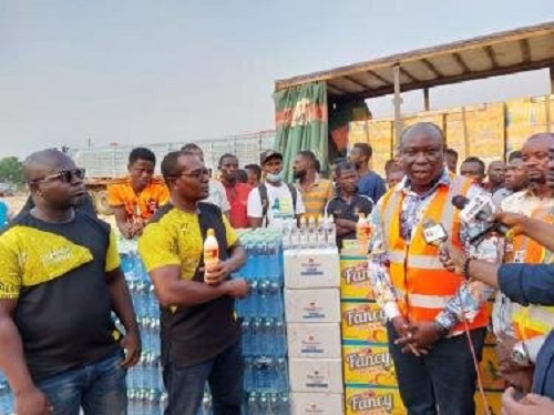 Kasapreko Company donates items to victims of Apiatse explosion
