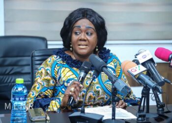 Minerals Commission donates GHS 2,000,000 to Apiate Support Fund