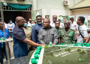 Forestry Commission receives vehicle from Kofi Abban Foundation