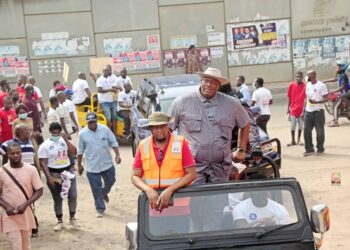 “Operation Clean Your Frontage” takes off with a massive sensitisation drive