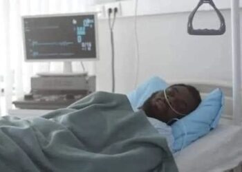 Man collapses after his wife, 4 girlfriends unite to host him for a Valentine’s lunch date