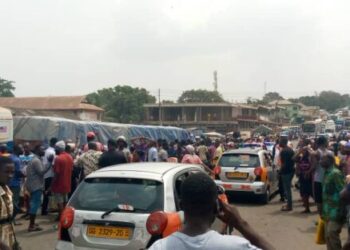 Truck rams into food vendors; four persons feared dead at Nsawam