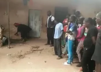 E/R: Man, 45, shot dead at Tweapease