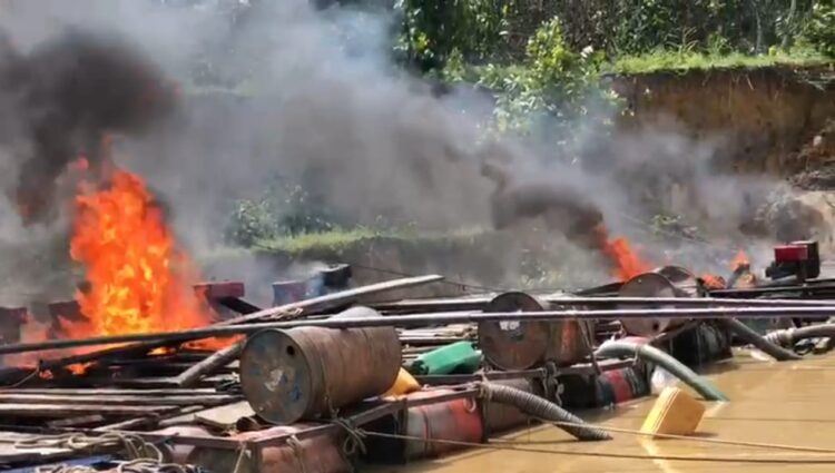 Tarkwa: Bloody galamsey rivals clash leaves one person dead