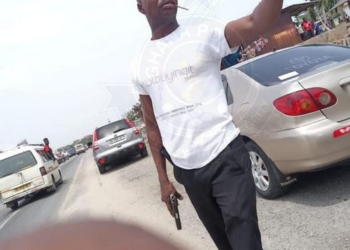 Police arrest man brandishing gun and attacking motorist in a viral video