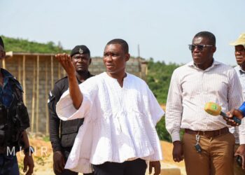 Deputy Lands Minister halts illegal stone quarrying at Oblogo