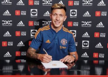 Man Utd sign Lisandro Martinez from Ajax