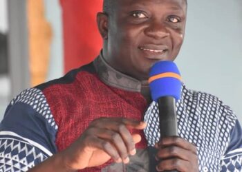 Bryan Acheampong assists dressmakers, hairdressers in Abetifi