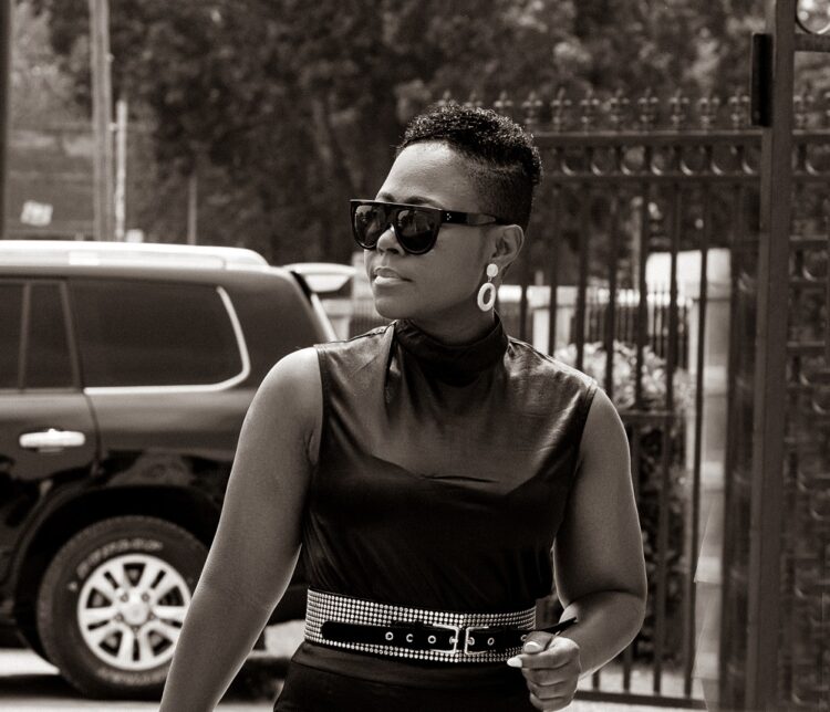 Minister Yvonne drops new song “Hyebrε Sesafoↄ”