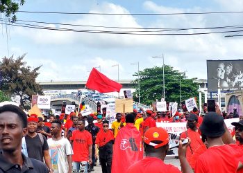 “Ku Me Preko” demonstrators paint Accra red