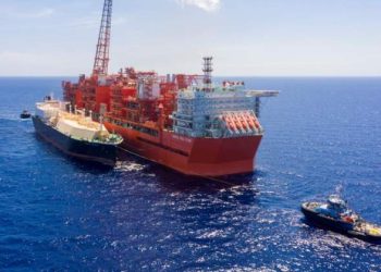 Mozambique ships gas to Europe for first time