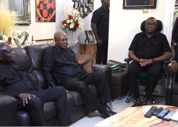 Mahama mourns with Chairman Ofosu-Ampofo
