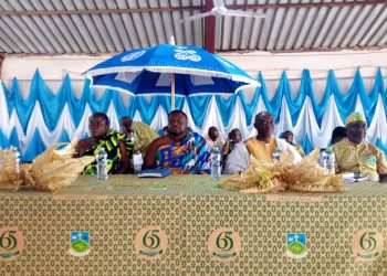 E/R: Outgoing St. Peter’s SHS Head receive support from Nana Owiredu Wadie