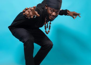 Iwan Suhyini announces big party for his album listening session