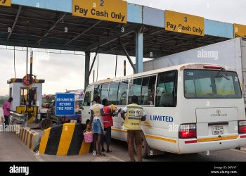 Government to reintroduce road toll in 2023