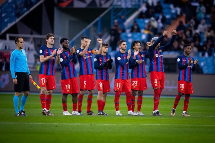 Barca win to set up Super Cup Classico final