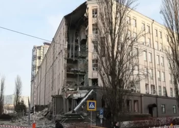 Ukraine war: Deadly explosions hit Kyiv on New Year’s Eve