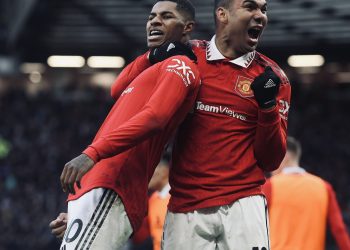 Man United in the title race after controversial win over City