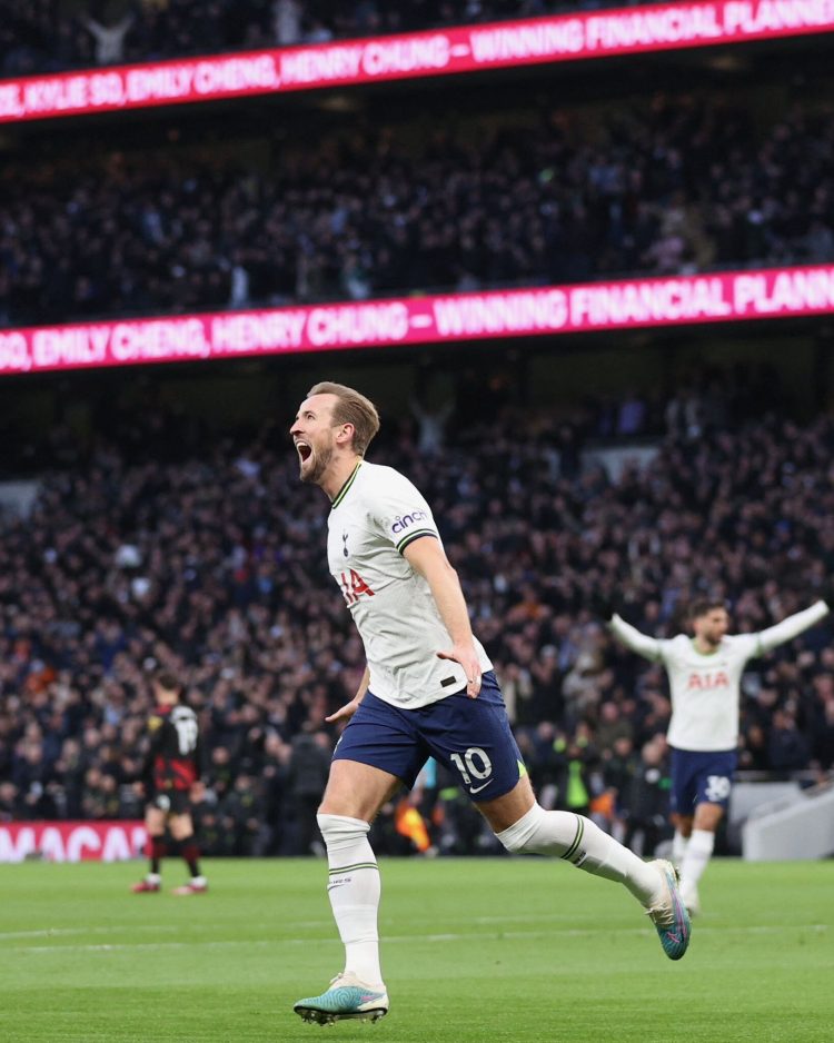 Tottenham’s Kane sinks Man City with landmark goal