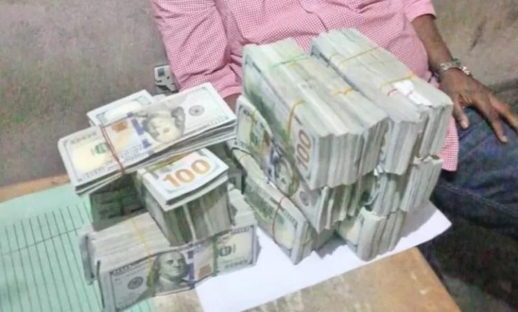 Police arrest Politician with $500k cash in his car