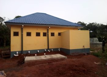 V/R: Hatorgodo residents resort to open defecation over 17-yr-old locked toilet facility