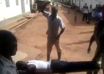 Landlord publicly flogged by residents for allegedly sleeping with Tenant’s wife
