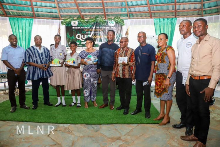 INTERNATIONAL DAY OF FOREST: Anunmle Basic and JHS wins quiz competition