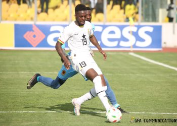 Chris Hughton defends Inaki Williams’ goal scoring drought