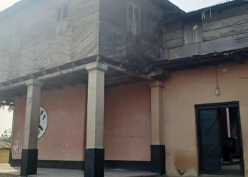 E/R: Dead bodies found at Amanase Palace