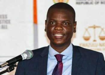 Minister refuses to quit over ‘Facebook rapist’ escape