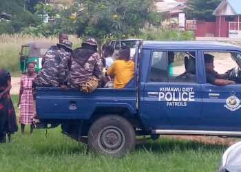 A/R: Six arrested for attacking police granted bail