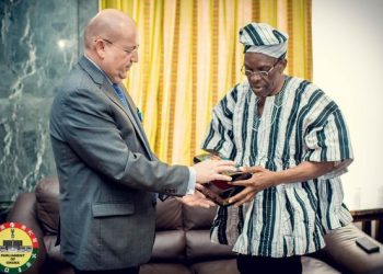 Russian Ambassador pays courtesy call on Speaker to strengthen partnership